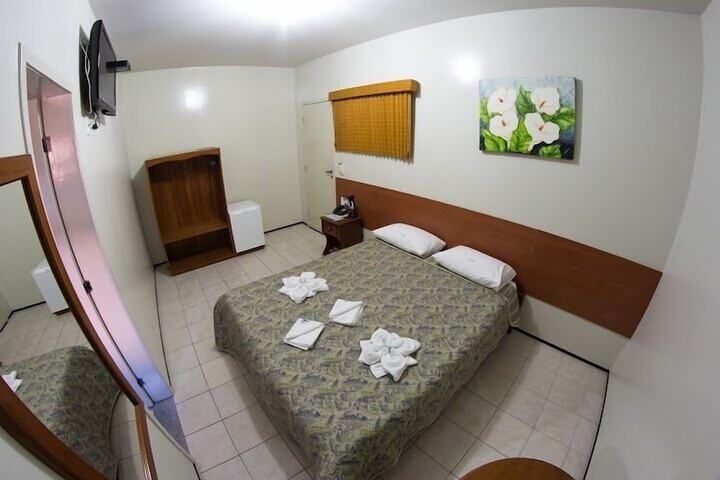 Room 15 of 25