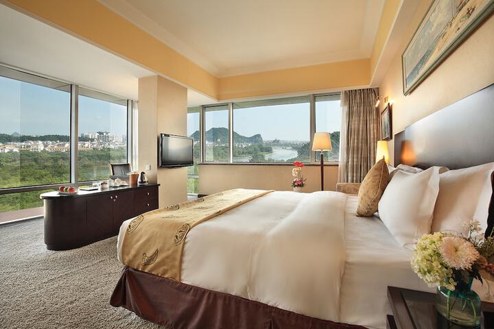 Room 20 of 96