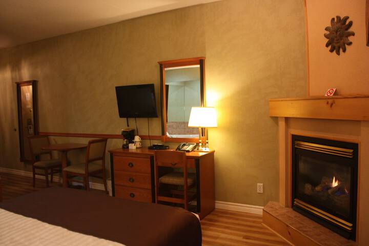 Room 16 of 125