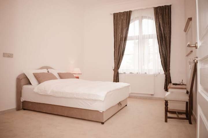 Room 17 of 55
