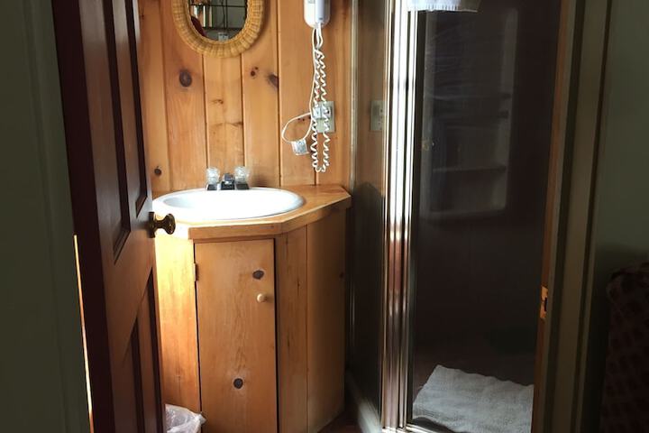 Room 14 of 36