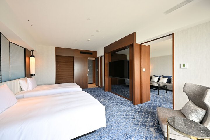 Room 12 of 147