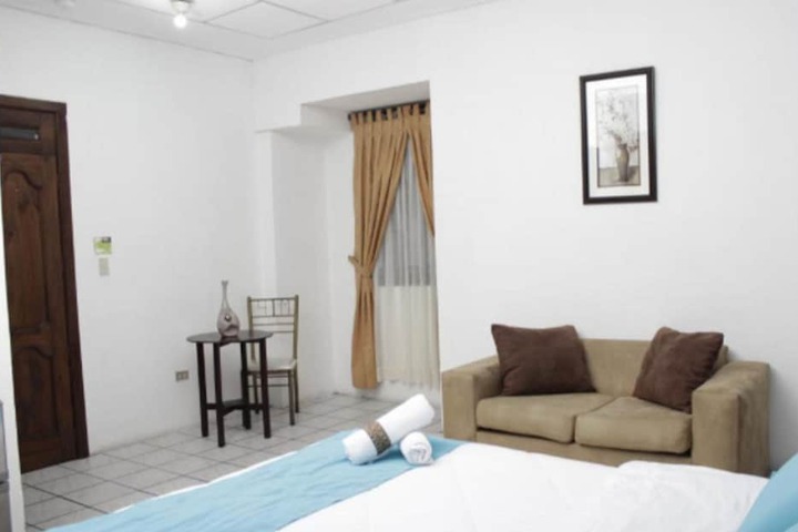 Room 4 of 42