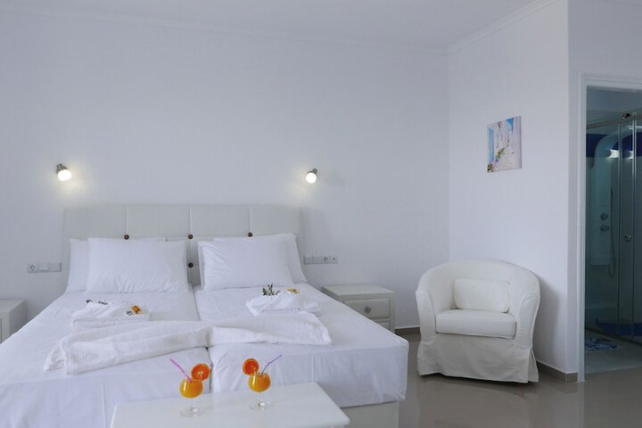 Limnionas Bay Hotel