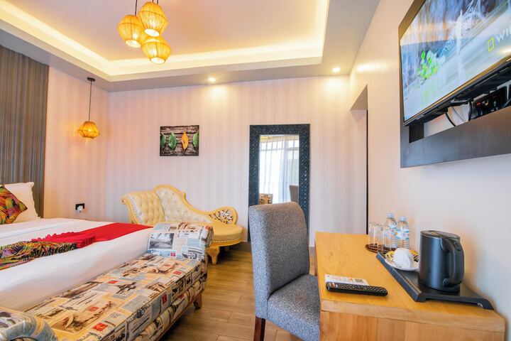 Room 6 of 29