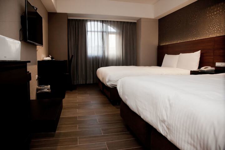 Room 55 of 95