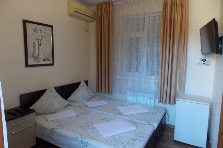 Room 14 of 59