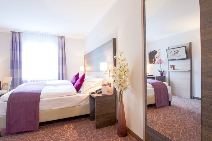 Room 14 of 35
