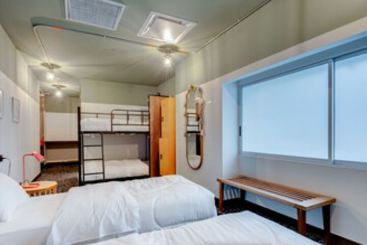 Room 14 of 88