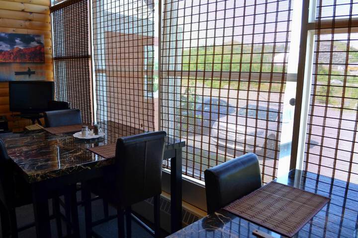 Dining Photos