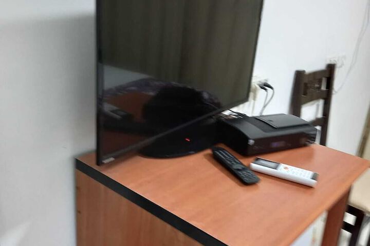 Room 9 of 22