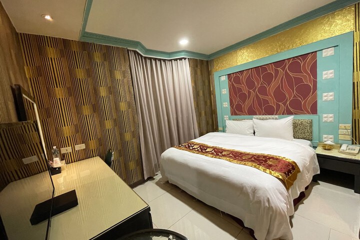 Room 26 of 39