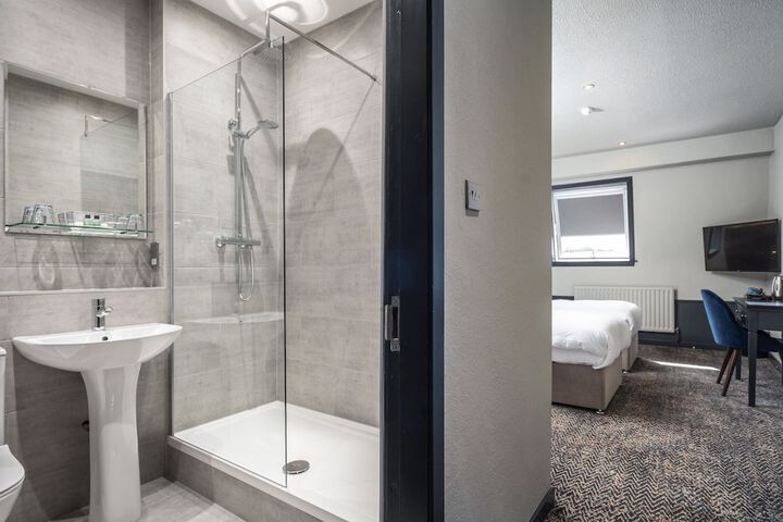 Hotel Interior 66 of 101