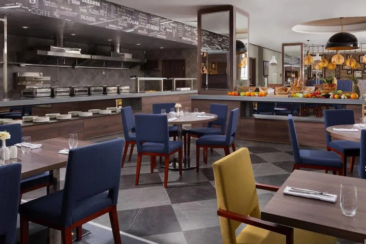 restaurant