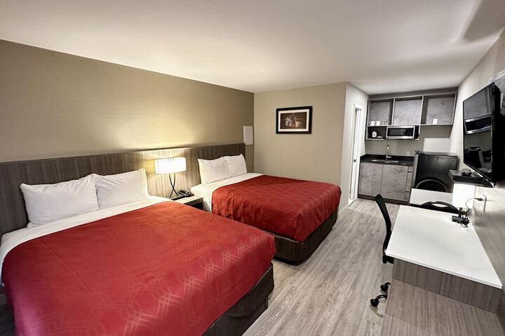 Room 5 of 11