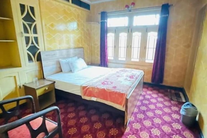 Laal Haveli