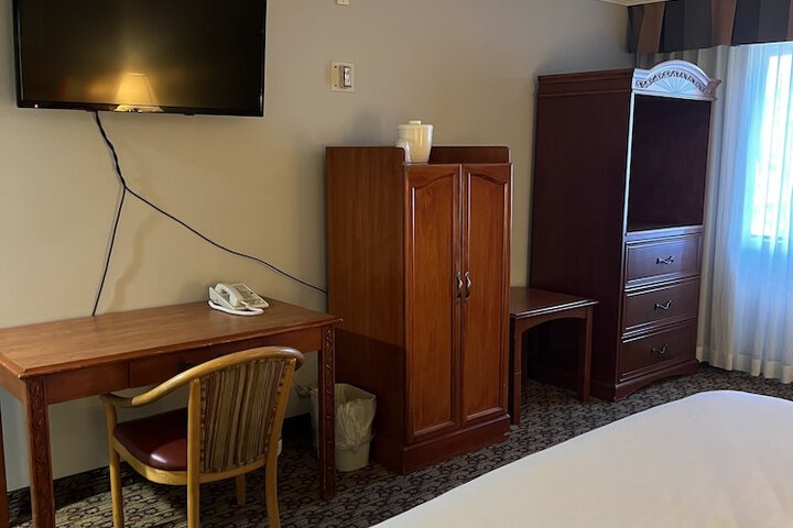 Standard | King Bed (15 of 27)