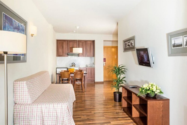Room 16 of 58