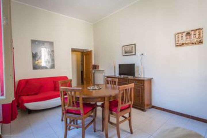 Room 16 of 18