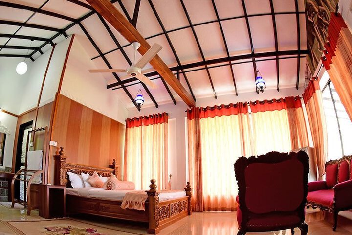 Room 10 of 21
