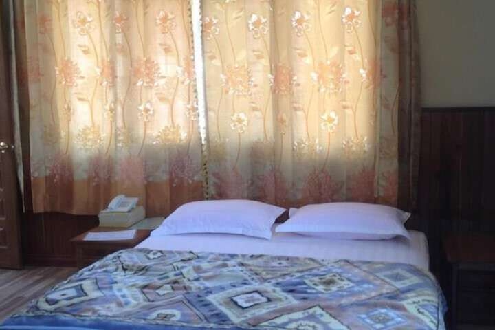 Room 6 of 47
