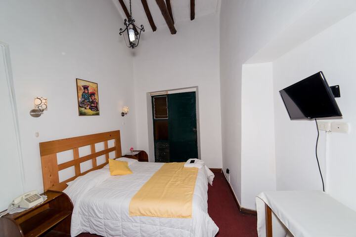 Room 6 of 54