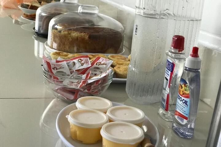 Breakfast/Coffee Service 45 of 48
