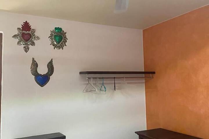 Room 11 of 36