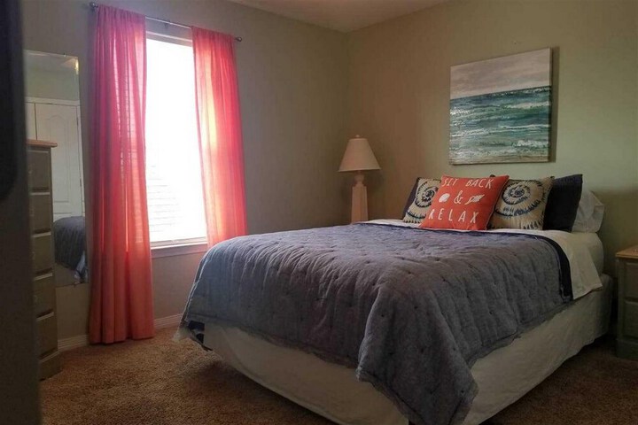 Room 3 of 5