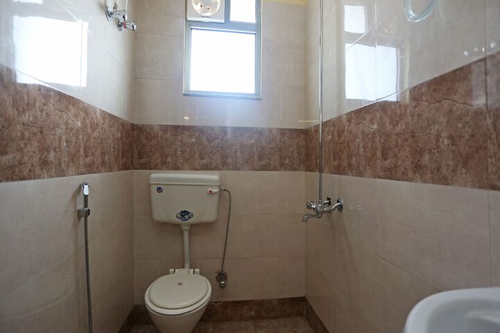 Room 14 of 14