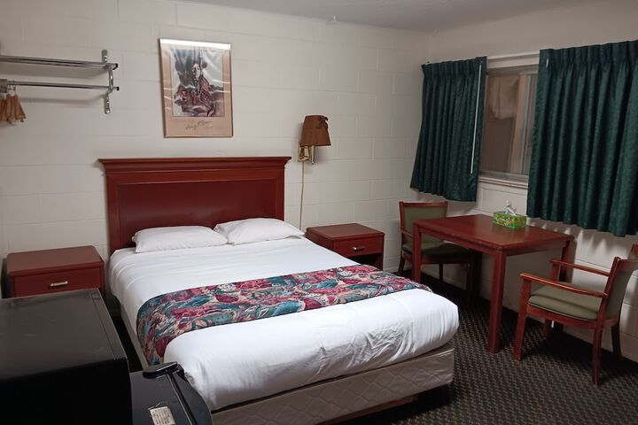 Room 11 of 20