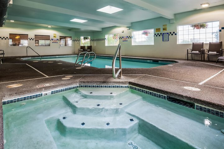 Pool 13 of 14