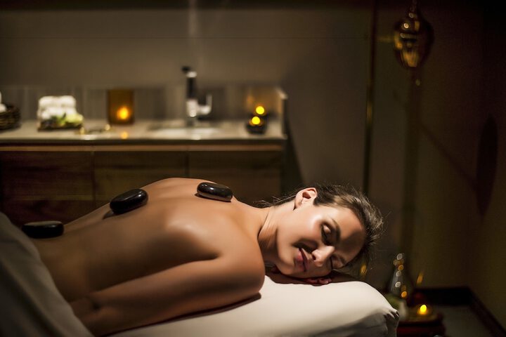 Massage Photo