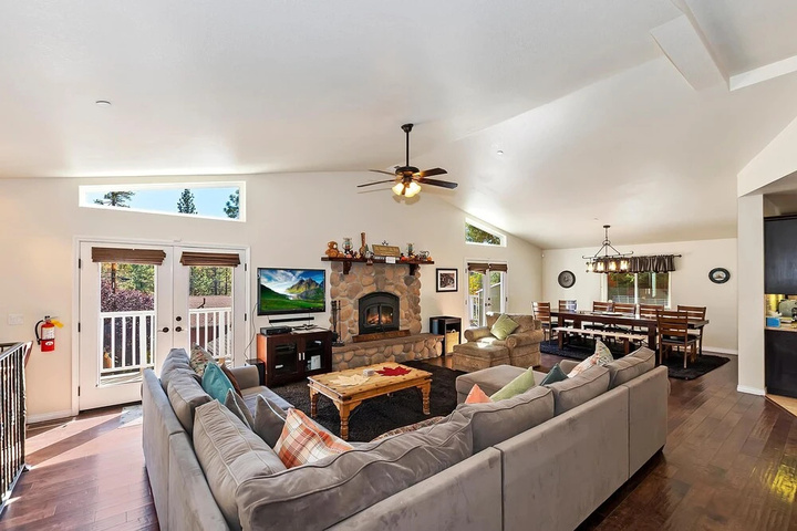 Image of 040 Bear Lake Retreat Home