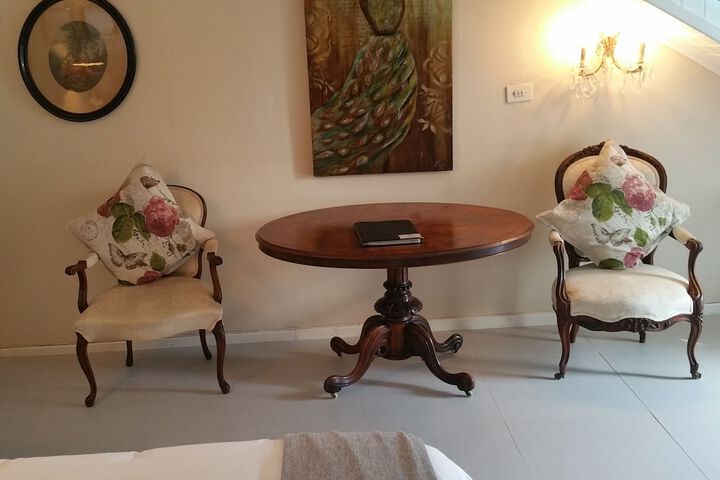 Room 5 of 46