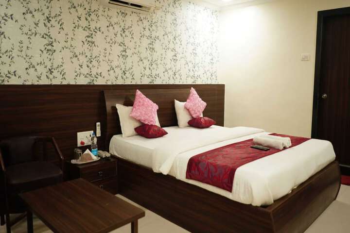 Room 9 of 41