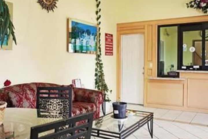 Guest Lobby