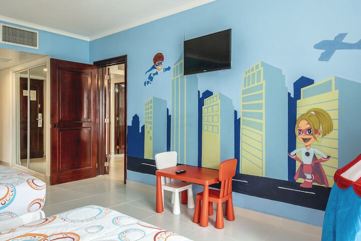 Room 35 of 87