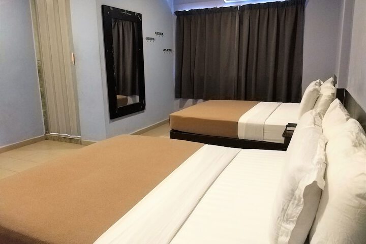 Room 19 of 36