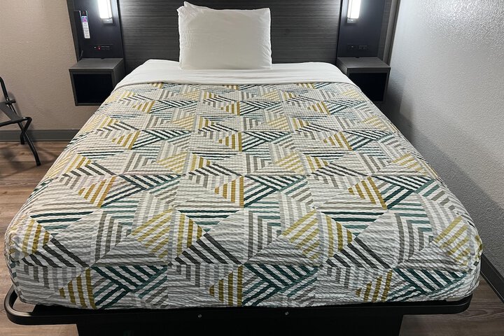 Room 27 of 50