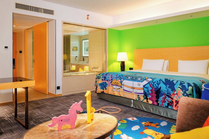 Children's theme room