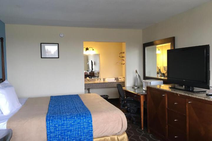 2 Queen Beds