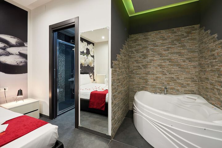 Room 13 of 29