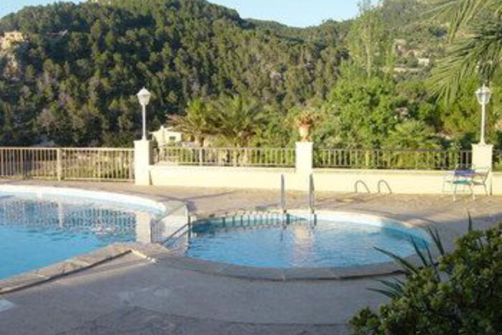 Pool 42 of 59