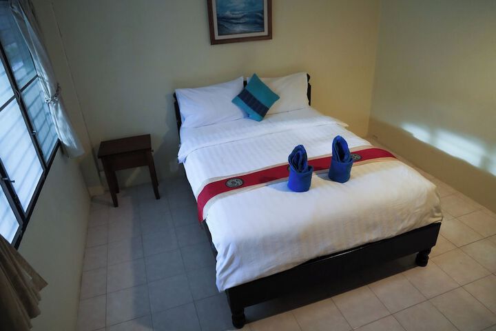 Room 3 of 22