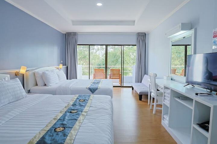 Room 6 of 47