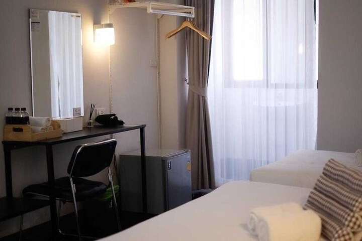 Room 28 of 56