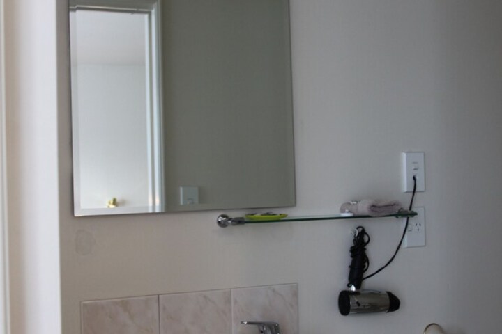 Room 44 of 69