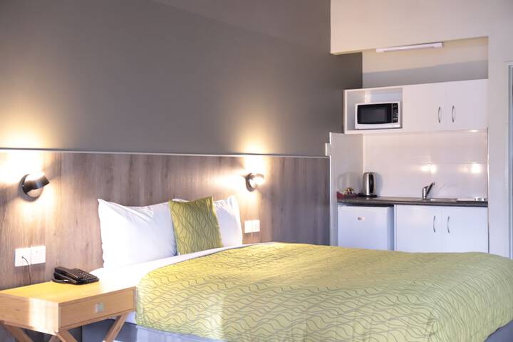 Room 19 of 68