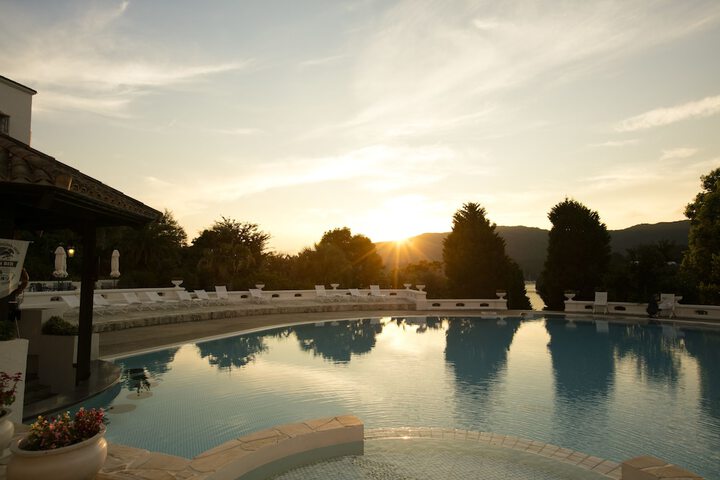 Pool Hotel